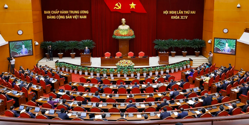 Phiên bế mạc Hội nghị lần thứ hai Ban Chấp hành Trung ương Đảng khoá XIV.