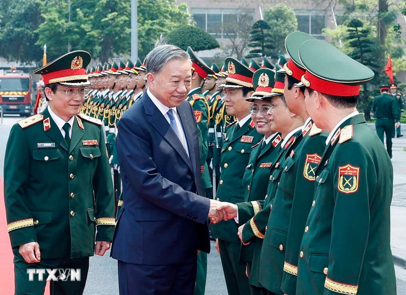 Tổng Bí thư Tô Lâm, Bí thư Quân ủy Trung ương và các đại biểu tại lễ kỷ niệm. Ảnh: Thống Nhất/TTXVN