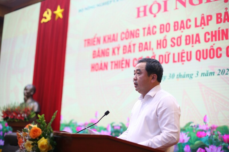 Bộ trưởng Bộ Nông nghiệp và Môi trường Trần Đức Thắng phát biểu khai mạc hội nghị. Ảnh: Thành Tâm