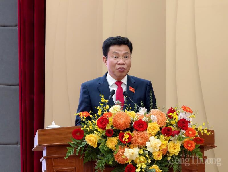 Ông Lưu Văn Trung, Phó Bí thư Tỉnh ủy, Chủ tịch HĐND tỉnh Lâm Đồng khóa X, nhiệm kỳ 2021 – 2026, tiếp tục được bầu giữ chức Chủ tịch HĐND tỉnh Lâm Đồng khóa XI, nhiệm kỳ 2026 – 2031. Ảnh: Lê Sơn