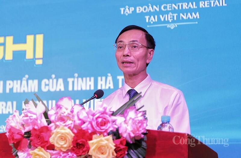 Ông Lê Trung Phước, Giám đốc Sở Công Thương Hà Tĩnh phát biểu tại hội nghị. Ảnh: Trọng Tùng