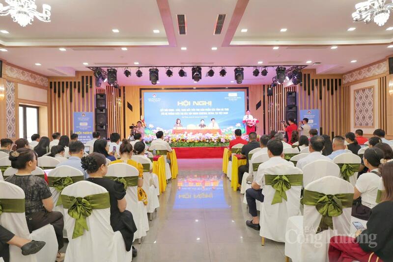 Toàn cảnh hội nghị. Ảnh: Trọng Tùng