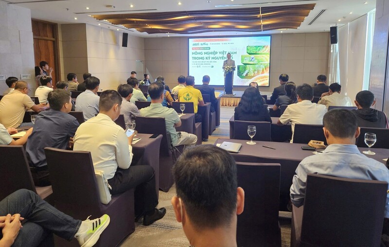 Đông đảo chuyên gia, doanh nghiệp tham dự tọa đàm. Ảnh: Minh Khuê.