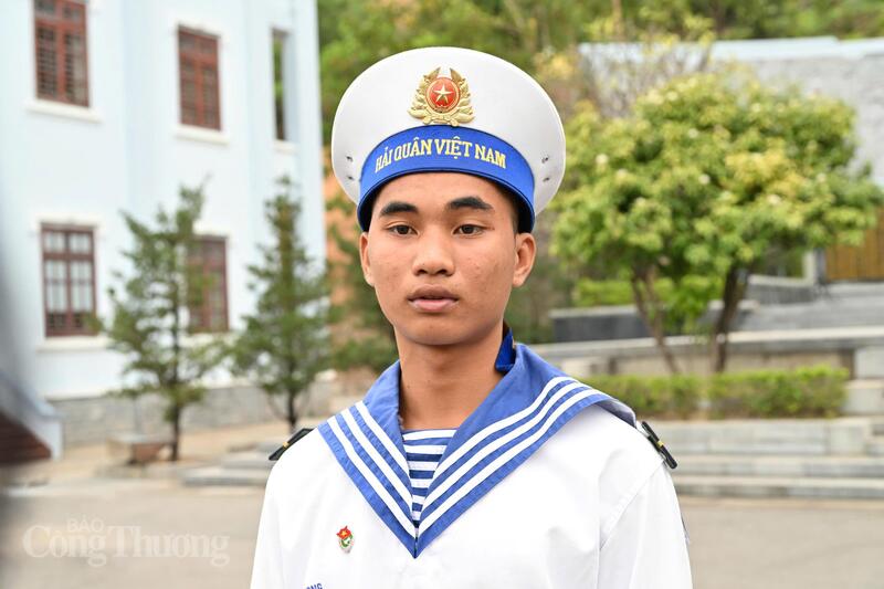 Chiến sĩ Châu Quân Định. Ảnh: Cấn Dũng