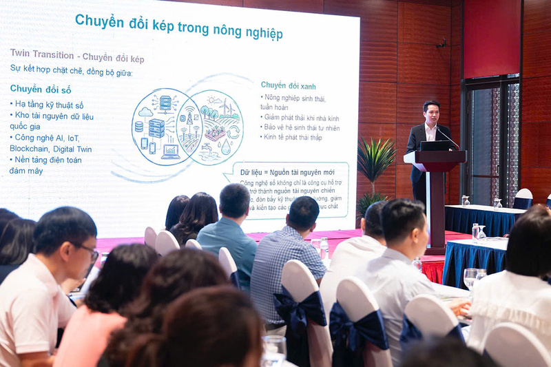 Chuyển đổi kép trong nông nghiệp cũng là sự kết hợp giữa chuyển đổi số và chuyển đổi xanh, mở ra hướng phát triển hiện đại, bền vững, nâng cao giá trị gia tăng cho ngành. Ảnh: Thanh Thảo