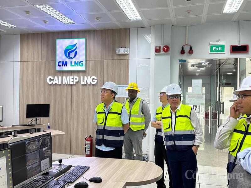 Chùm ảnh: Thứ trưởng Nguyễn Hoàng Long kiểm tra các dự án năng lượng - 6