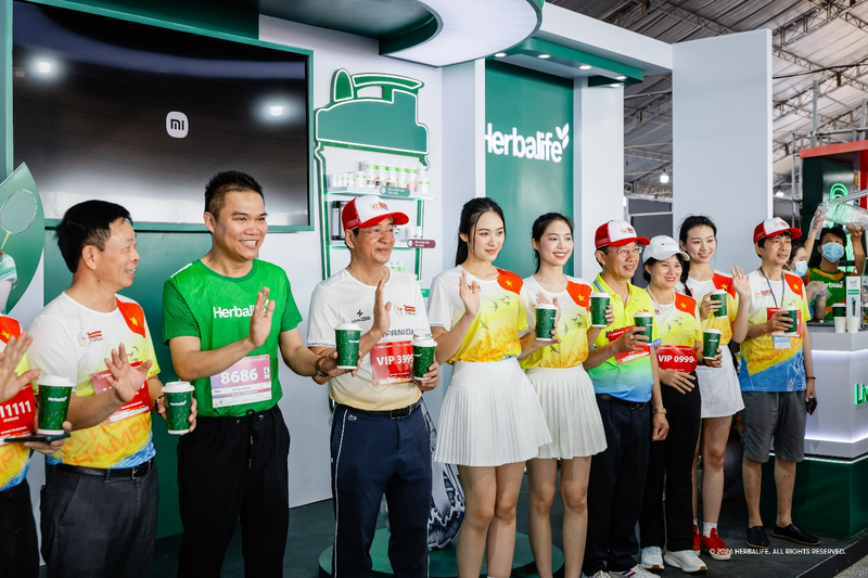 Herbalife tiếp sức dinh dưỡng cho Giải Tiền Phong Marathon 2026 tại Khánh Hòa.