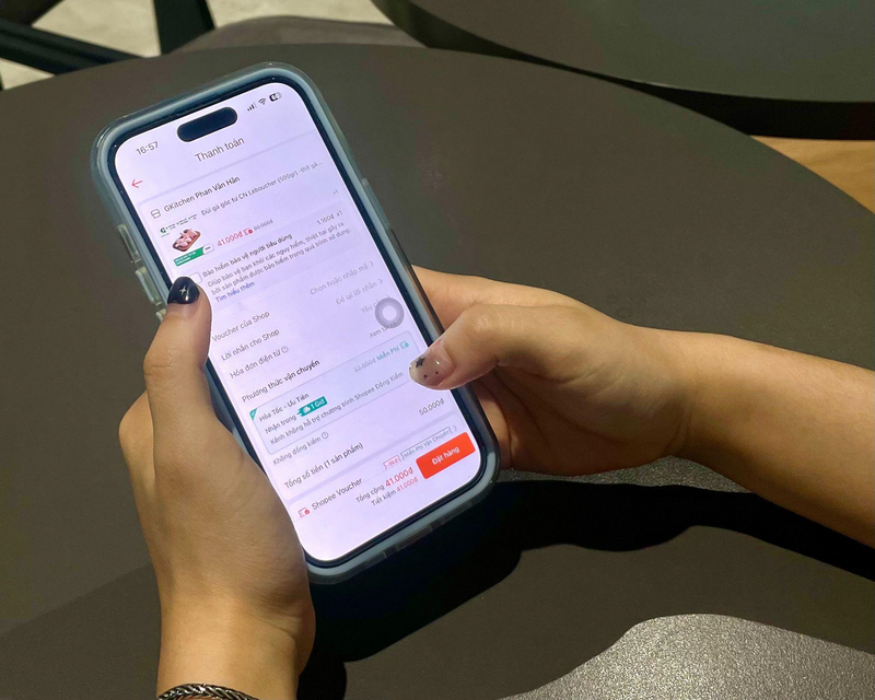 Thời gian giao nhận đang trở th&agrave;nh ti&ecirc;u ch&iacute; mới đ&aacute;nh gi&aacute; năng lực vận h&agrave;nh của thương mại điện tử
