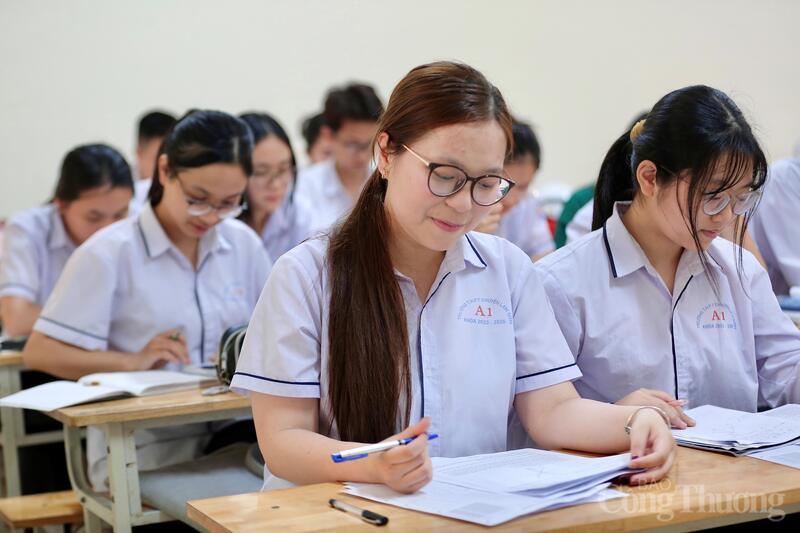 Sự chăm chỉ, kiên trì là chìa khoá giúp Thu Hà “săn” được học bổng toàn phần danh giá từ Trường Wesleyan University.