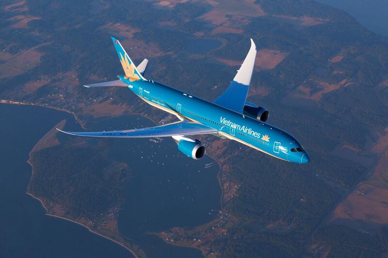 Năm 2025, Vietnam Airlines đã khai thác hơn 156 nghìn chuyến bay, vận chuyển hơn 25,6 triệu lượt hành khách và hơn 340 nghìn tấn hàng hóa. Ảnh VNA