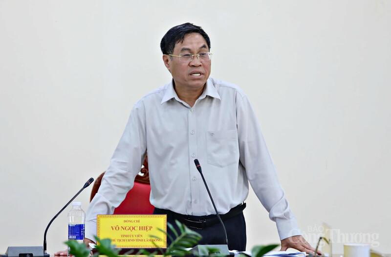 Ông Võ Ngọc Hiệp, Phó Chủ tịch UBND tỉnh Lâm Đồng phát biểu tại buổi làm việc. Ảnh: Lê Sơn