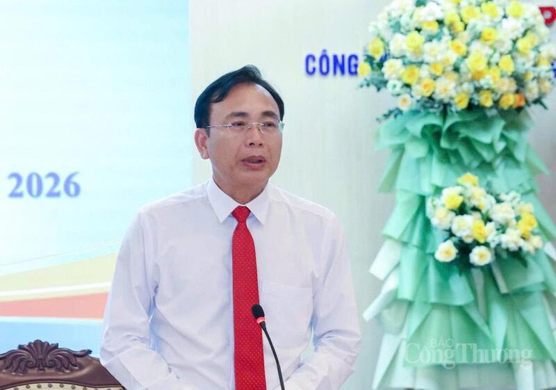 Ông Nguyễn Văn Nhựt, Giám đốc Sở Công Thương tỉnh Khánh Hòa phát biểu tại giao ban. Ảnh: Lê Sơn