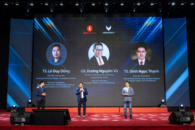 Những học viên đầu tiên của chương trình đào tạo 20.000 nhân tài AI thực chiến tham dự lễ khai giảng tại Trường Đại học VinUni sáng nay.