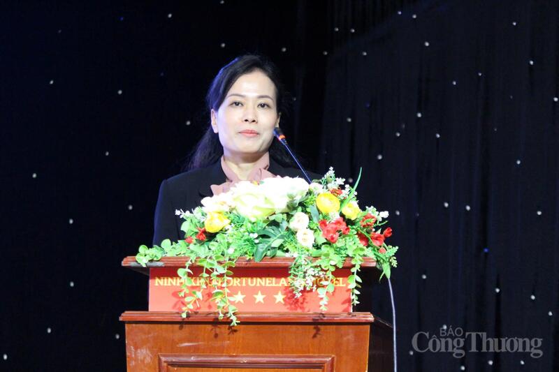 Bà Đỗ Thị Quỳnh Trâm, Phó Giám đốc Sở Công Thương thành phố Đà Nẵng phát biểu tại hội nghị.