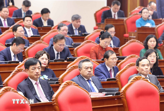 Đại biểu dự khai mạc Hội nghị lần thứ hai Ban Chấp hành Trung ương Đảng khóa XIV. (Ảnh: Thống Nhất/TTXVN)