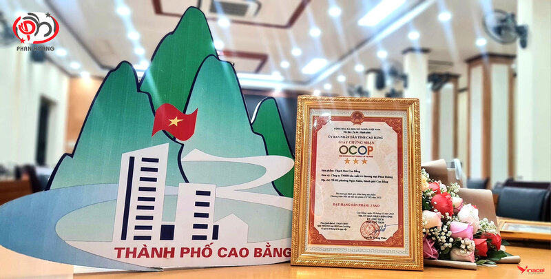 Miến Dong Phan Hoàng đạt giấy chứng nhận OCOP 3 sao. Ảnh: Phan Hoàng