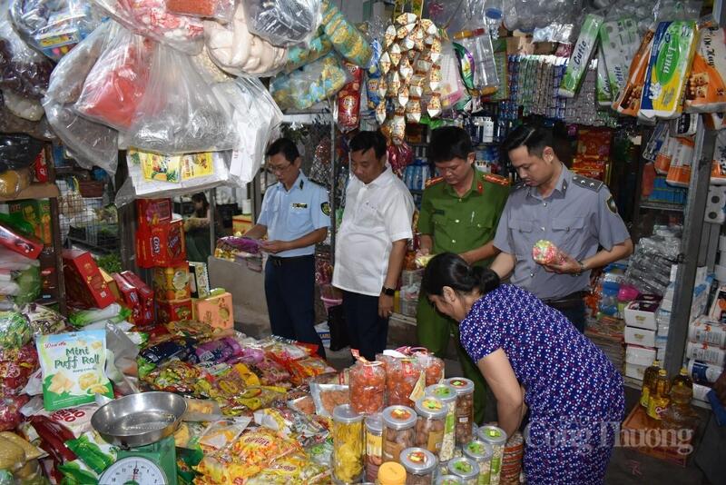 Công tác kiểm tra liên ngành được phối hợp chặt chẽ, hiệu quả. Ảnh: QLTT Cà Mau