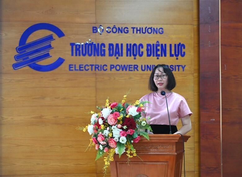 Bà Đinh Ngọc Quỳnh - Chủ tịch Hội đồng quản trị, Tổng Giám đốc nhà phân phối Hanoi Auto.