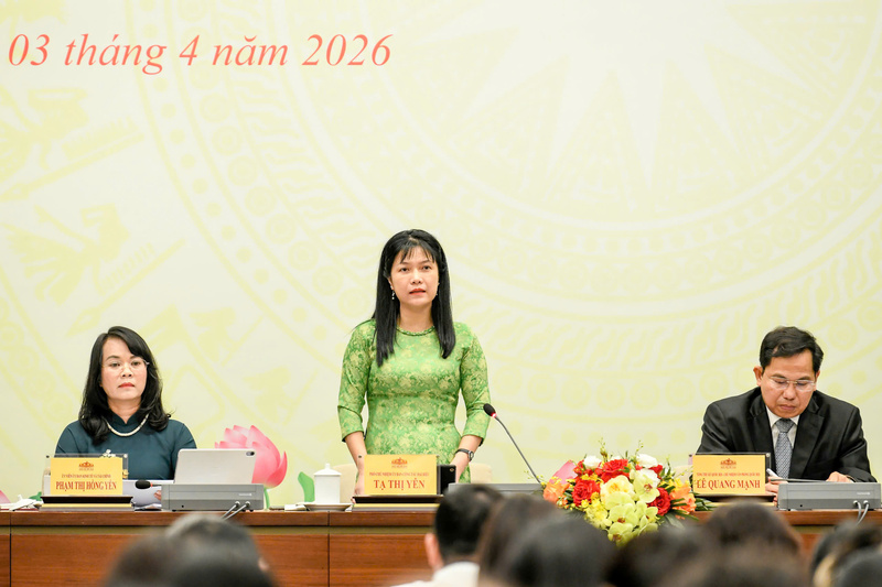 Bà Tạ Thị Yên, Phó Chủ nhiệm Ủy ban Công tác đại biểu của Quốc hội thông tin về công tác nhân sự Quốc hội khóa XVI.