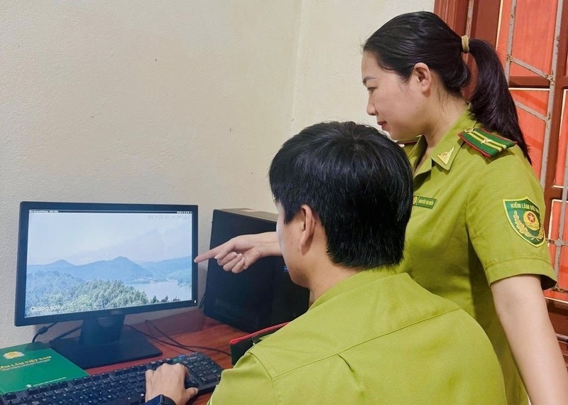 Lực lượng kiểm lâm trực ban 24/24 giờ, tăng cường tuần tra, canh gác bảo vệ rừng trong mùa nắng nóng.