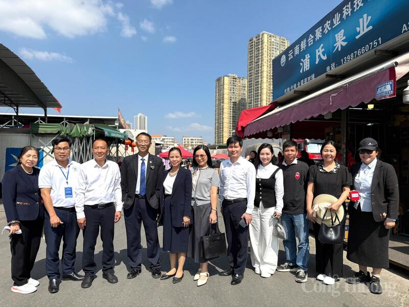 Nhiều doanh nghiệp tham gia đoàn công tác đánh giá cao sự nỗ lực của Bộ Công Thương, các địa phương trong tổ chức chương trình bài bản, hiệu quả. Ảnh: Minh Trang