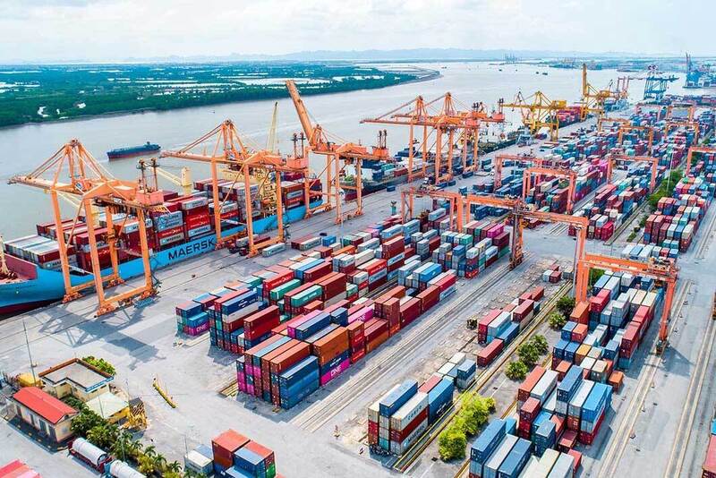 Không chỉ cung cấp thông tin, thương vụ đóng vai trò như một “hệ thống cảnh báo sớm” giúp doanh nghiệp giảm rủi ro trong thương mại quốc tế.