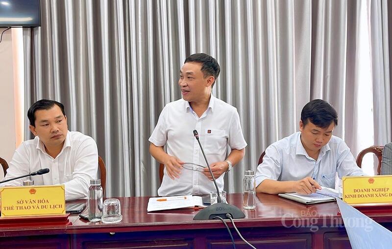 Ông Nguyễn Đăng Chinh, Giám đốc  Công ty TNHH MTV Petrolimex Cần Thơ nêu ý kiến tại buổi làm việc.