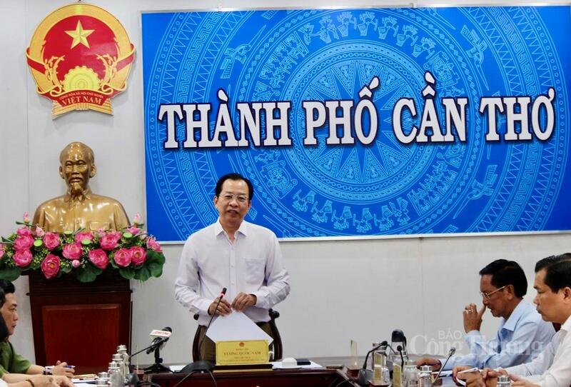 Ông Vương Quốc Nam, Phó chủ tịch UBND TP. Cần Thơ, phát biểu tại buổi làm việc.