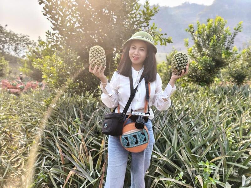 Phóng viên Báo Công Thương thực tế tại bản Đề Chia B, xã Pú Nhung.