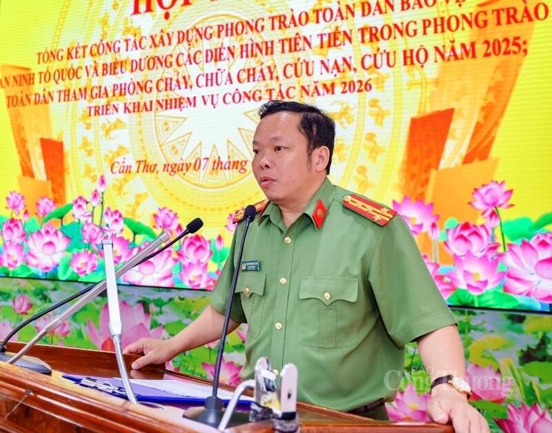 Đại tá Nguyễn Văn Thắng, Phó Giám đốc Công an TP. Cần Thơ, phát biểu tại hội nghị.