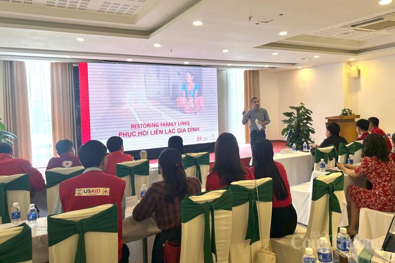 Các chuyên gia và các đại biểu thảo luận về khả năng sẵn sàng ứng phó, hỗ trợ người dân trong thiên tai