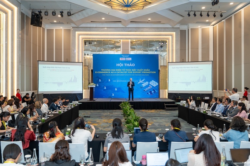 Quang cảnh hội thảo.