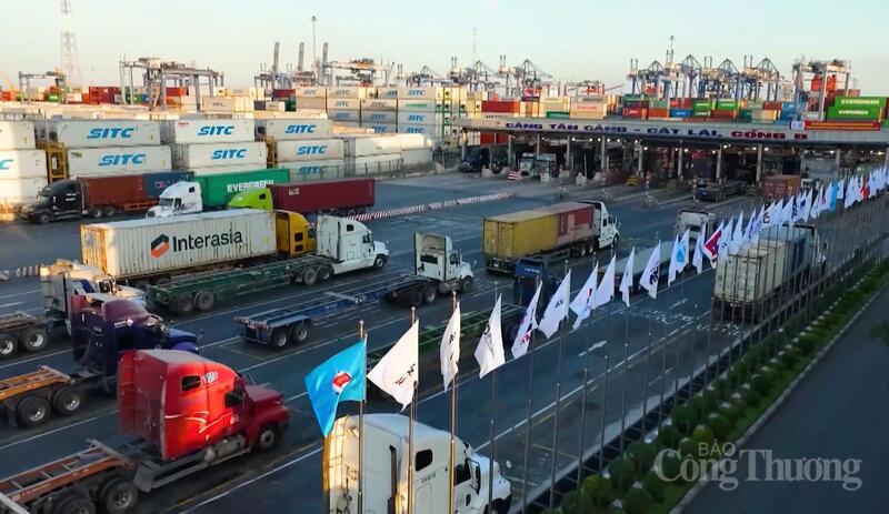 Trong quý I/2026, kim ngạch xuất khẩu hàng hóa của TP. Hồ Chí Minh đạt 22,06 tỷ USD (tăng 1,12%), do chịu ảnh hưởng từ căng thẳng địa chính trị tại Trung Đông.