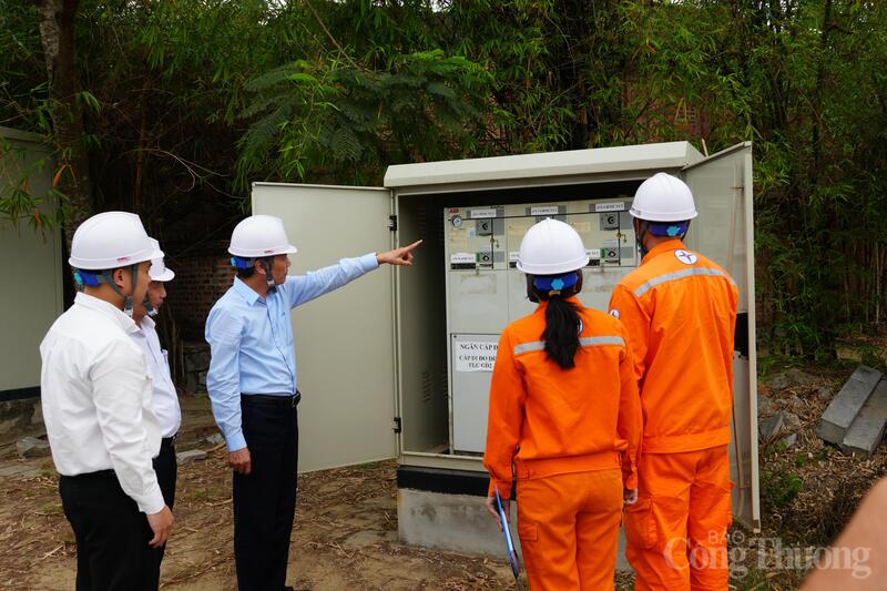 Lãnh đạo tỉnh Thanh Hóa thường xuyên chỉ đạo, kiểm tra sát sao tình hình cung ứng điện trên địa bàn tỉnh. Ảnh: Hùng Mạnh