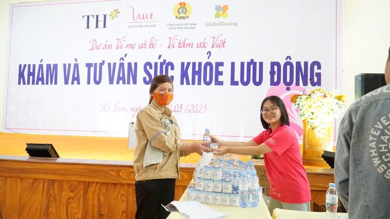 Thông qua Quỹ Vì tầm vóc Việt, Tập đoàn TH tích cực đồng hành cùng ngành y trong nhiều hoạt động chăm sóc sức khỏe cộng đồng bằng những chương trình thiết thực.