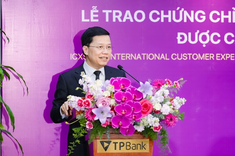 Tổng Giám đốc TPBank - ông Nguyễn Hưng phát biểu tại Lễ trao chứng chỉ ICXS2019. Ảnh: TPBank