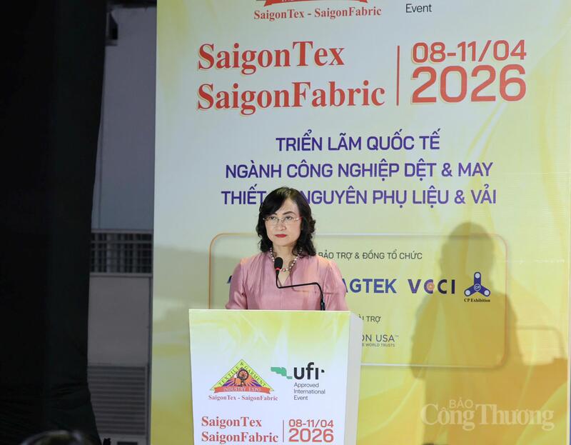 Thứ trưởng Bộ Công Thương Phan Thị Thắng phát biểu tại SaigonTex - SaigonFabric 2026.