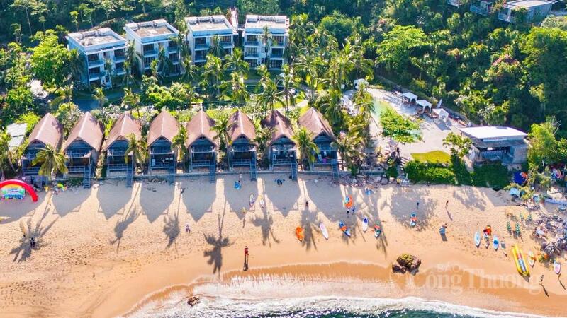 Phát triển các khu nghỉ dưỡng ven biển thúc đẩy phát triển kinh tế biển.