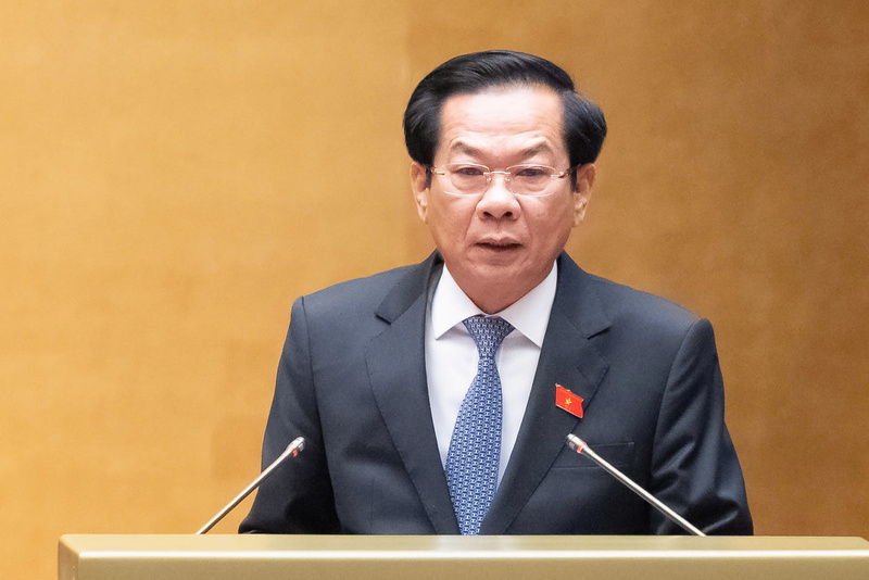 Bộ trưởng Bộ Nội vụ Đỗ Thanh Bình trình bày Tờ trình dự án Luật sửa đổi, bổ sung một số điều của Luật Thi đua, khen thưởng.