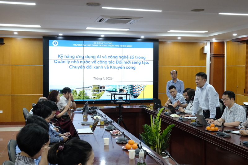 Toàn cảnh Lễ khai giảng khóa học.