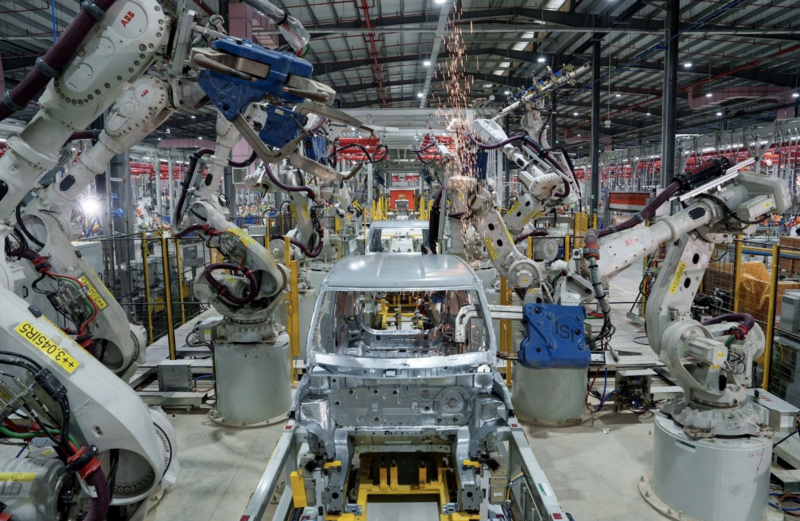 Các thương hiệu lớn tại Việt Nam thúc đẩy đầu tư khoa học công nghệ, đổi mới sáng tạo. Ảnh minh họa