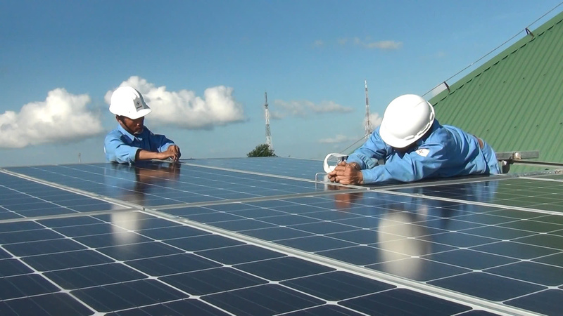 Đến hết quý I/2026, toàn tỉnh Quảng Ngãi có hơn 3.100 khách hàng lắp đặt điện mặt trời mái nhà. Ảnh: Tuệ Lâm