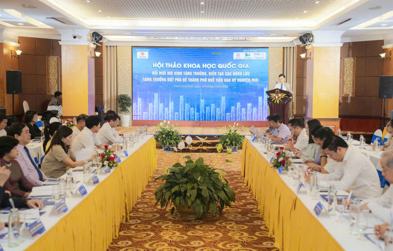 Quang cảnh hội thảo. Ảnh: Nguyễn Tuấn