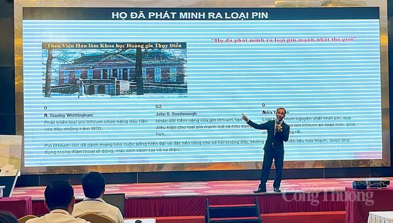 Ông Trần Quốc Tâm – Tổng Giám đốc Công ty Cổ phần Cơ điện Liên Thành Việt Nam giới thiệu về sản phẩm.