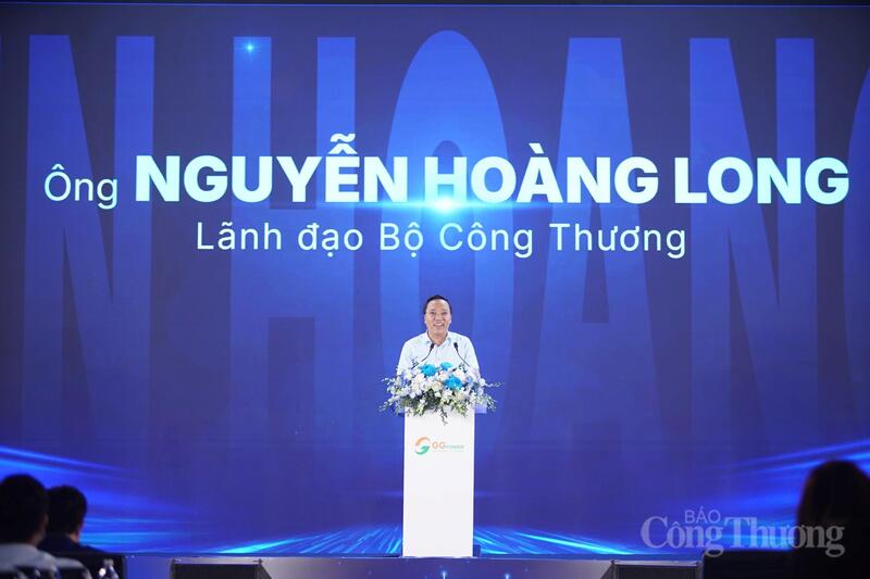Thứ trưởng Bộ Công Thương Nguyễn Hoàng Long phát biểu tại sự kiện. Ảnh: NH