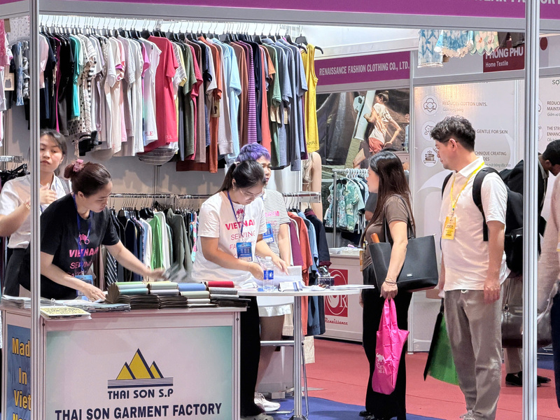 Song song với dữ liệu và chất lượng, trách nhiệm xã hội đang trở thành trụ cột thứ ba trong chuỗi cung ứng có trách nhiệm. Ảnh: Minh Anh.