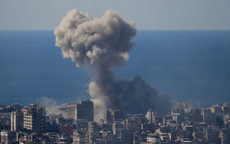 Quân đội Israel tập kích vị trí của Hezbollah.