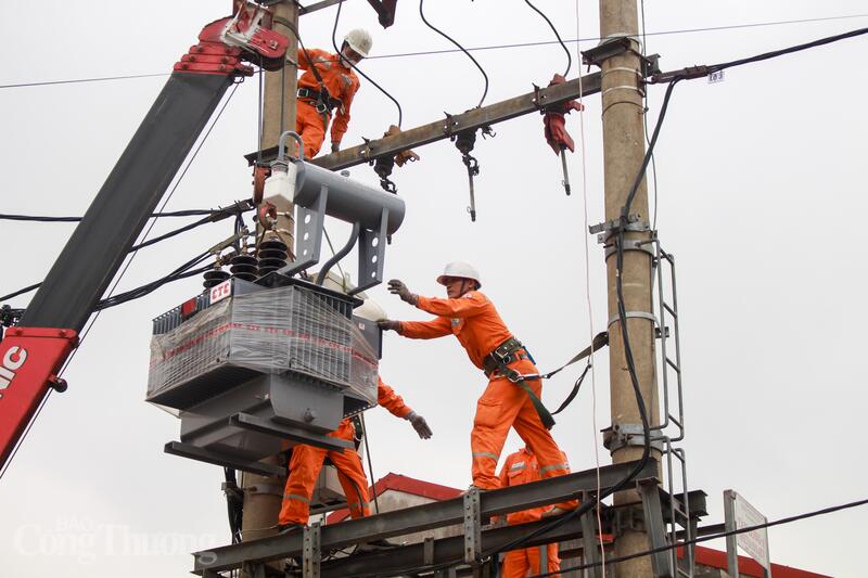 Công ty Điện lực Thái Nguyên sửa chữa, đầu tư nâng cấp hệ thống lưới điện đảm bảo cung ứng điện an toàn ổn định trong mùa nắng nóng