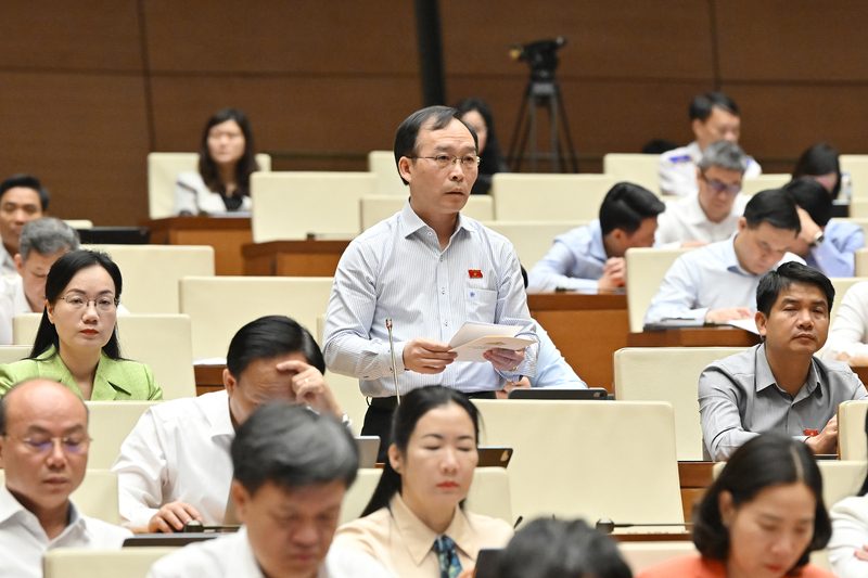 Đại biểu Trần Văn Tuấn, đoàn Bắc Ninh đề nghị, tham khảo kinh nghiệm quốc tế về nội dung "quê quán cá nhân" trong Luật Hộ tịch (sửa đổi).