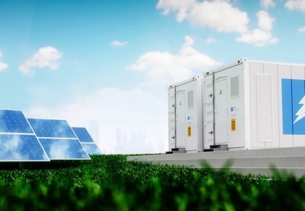 BESS không còn là giải pháp bổ trợ mà đang trở thành yếu tố thiết yếu trong quá trình phát triển điện mặt trời mái nhà. Ảnh minh hoạ